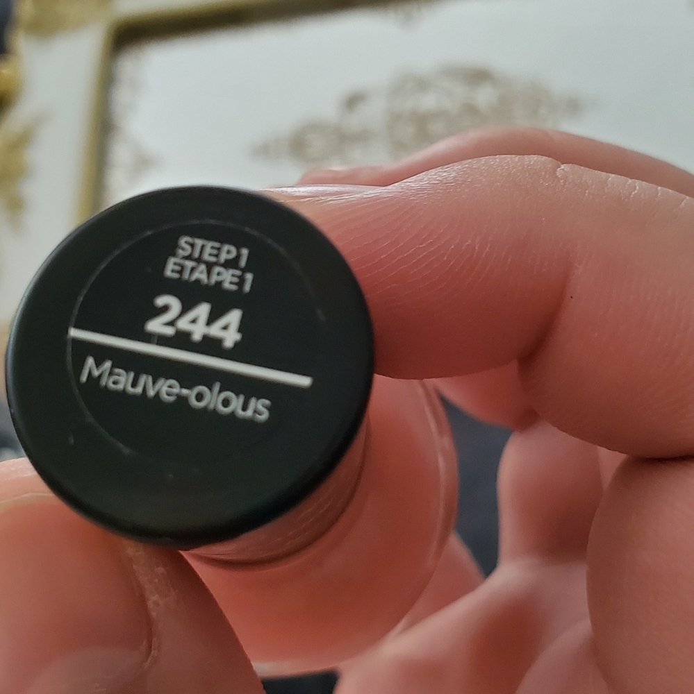 Sally hansen mauve-olous - Picture 3 of 3